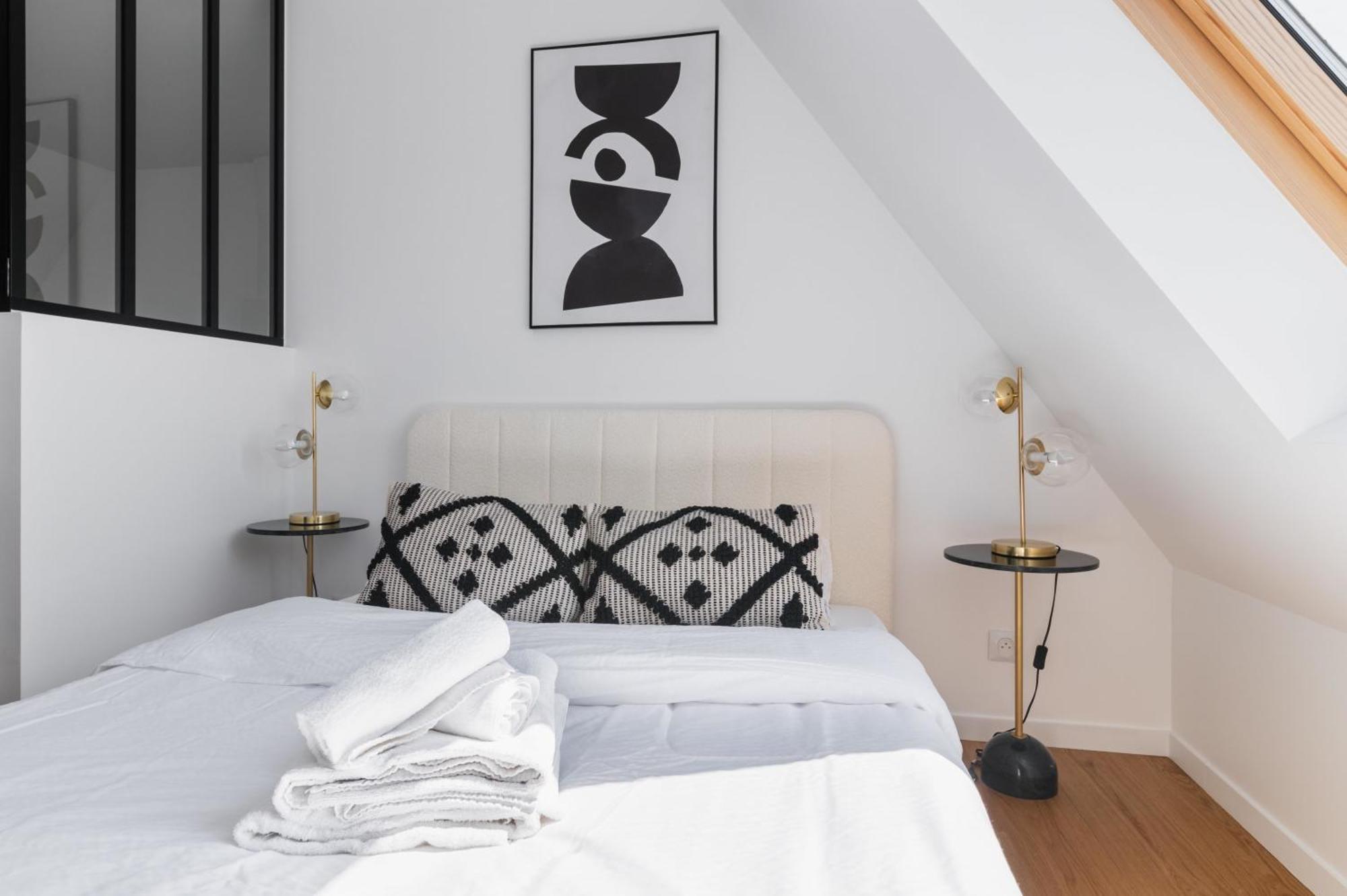 2 Pieces Refait A Neuf Dernier Etage - Paris 19 - 4P - Flat-Guest Apartamento Exterior foto