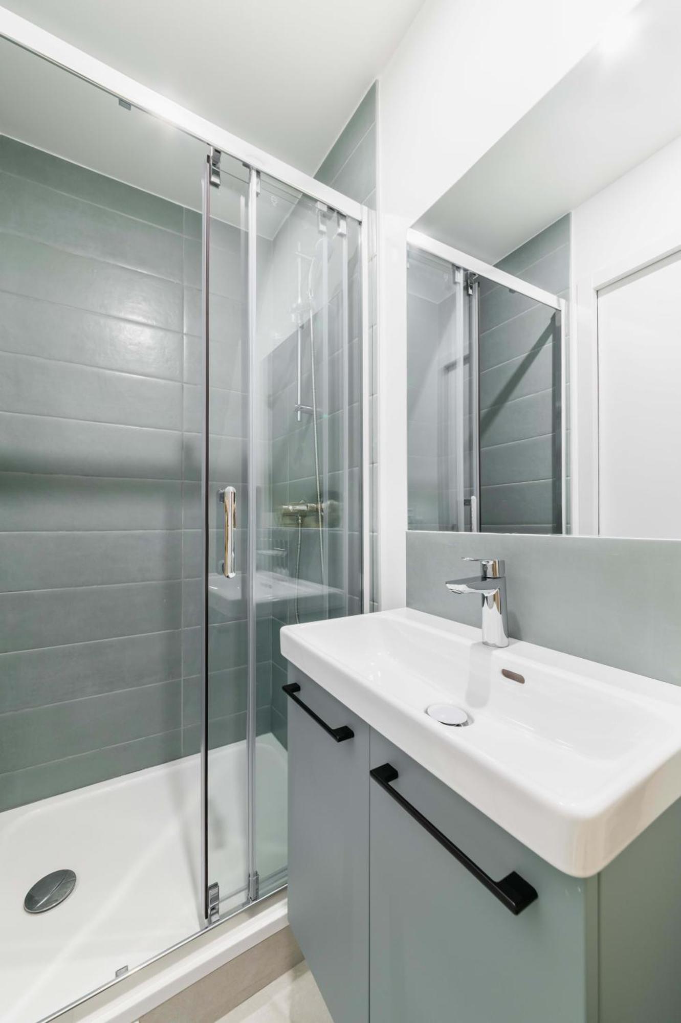 2 Pieces Refait A Neuf Dernier Etage - Paris 19 - 4P - Flat-Guest Apartamento Exterior foto